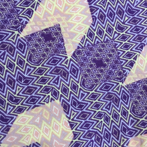 Lularoe Tall and curvy - Picture 2 of 3